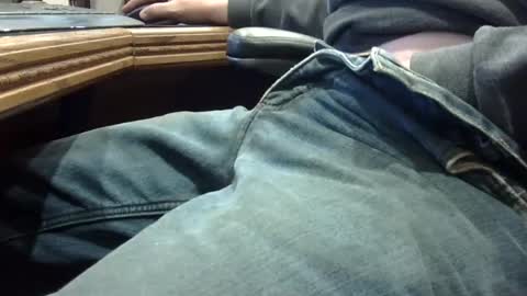 markpanier online show from December 7, 2:09 am