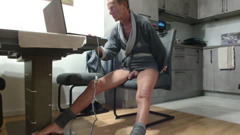 Snapshot of markr666 chatting on January 15, 4:32 pm markr666 online show from January 15, 4:32 pm