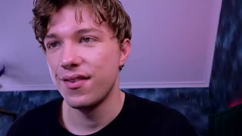 Snapshot of markshot_ chatting on November 13, 5:01 pm markshot_ online show from November 13, 5:01 pm