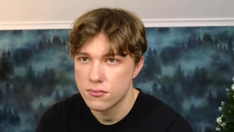 Snapshot of markshot_ chatting on December 13, 9:42 pm markshot_ online show from December 13, 9:42 pm