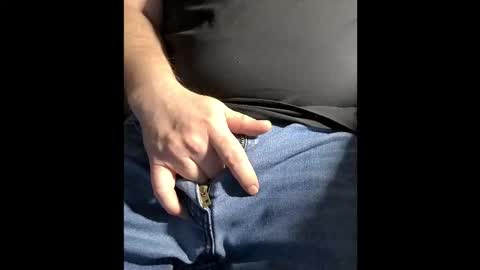 Snapshot of markus81xxx chatting on March 1, 8:22 pm markus81xxx online show from March 1, 8:22 pm