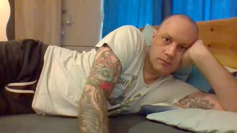 markus_7 online show from March 2, 7:48 am