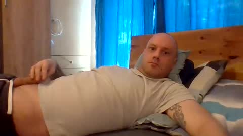 Snapshot of markus_7 chatting on June 7, 2:54 pm markus_7 online show from June 7, 2:54 pm