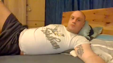Snapshot of markus_7 chatting on June 21, 7:05 pm markus_7 online show from June 21, 7:05 pm