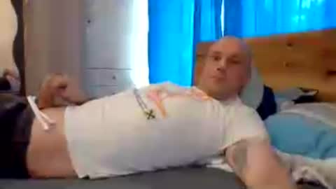 Snapshot of markus_7 chatting on July 18, 9:24 am markus_7 online show from July 18, 9:24 am