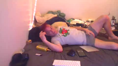 Snapshot of markymark101825061 chatting on January 11, 10:08 am markymark101825061 online show from January 11, 10:08 am