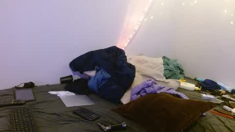 Snapshot of markymark101825061 chatting on February 12, 6:09 pm markymark101825061 online show from February 12, 6:09 pm