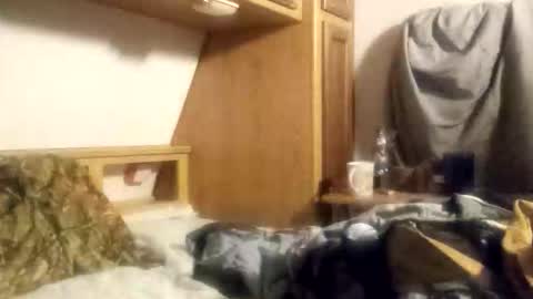 Snapshot of markymark101825061 chatting on December 16, 2:49 am markymark101825061 online show from December 16, 2:49 am