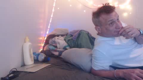 Snapshot of markymark515 chatting on February 17, 11:31 pm MarkyMark7169 online show from February 17, 11:31 pm