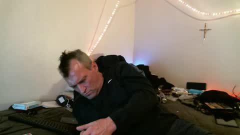 Snapshot of markymark515 chatting on March 8, 3:17 am MarkyMark7169 online show from March 8, 3:17 am