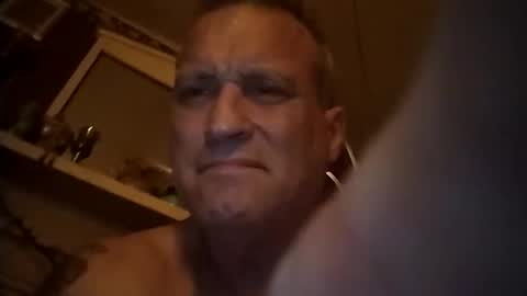 Snapshot of markymark515 chatting on November 13, 3:05 am MarkyMark7169 online show from November 13, 3:05 am