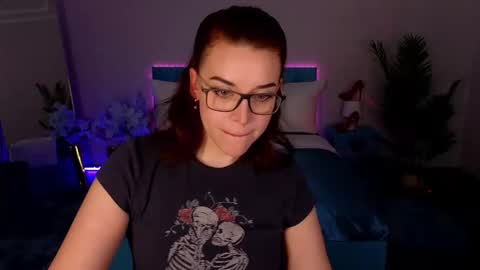 MarlaDewis online show from February 22, 4:05 pm