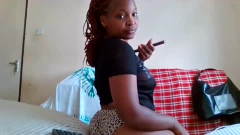 Snapshot of marliea chatting on June 29, 10:15 am marliea online show from June 29, 10:15 am