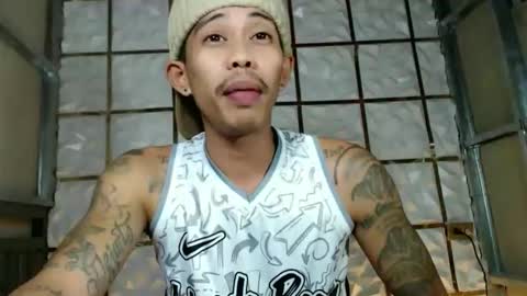 marlmoreno10 online show from February 15, 9:33 pm