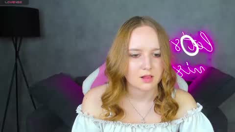 Snapshot of marlyn_owen chatting on June 22, 3:25 am Emmaa online show from June 22, 3:25 am