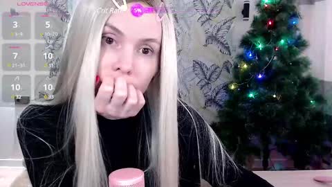 Snapshot of marmalade_fox chatting on January 14, 6:34 am Marmalade Fox online show from January 14, 6:34 am