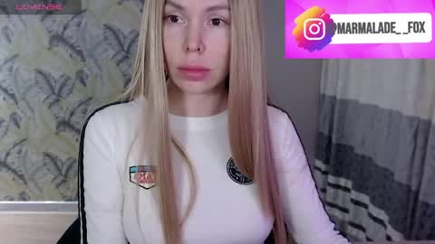 Snapshot of marmalade_fox chatting on May 21, 6:37 pm Marmalade Fox online show from May 21, 6:37 pm