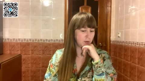 Snapshot of maroonmoon_ chatting on November 29, 8:45 pm Miriam online show from November 29, 8:45 pm