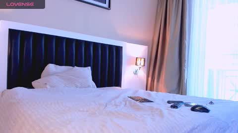 Snapshot of marrenar chatting on November 19, 7:19 am Mari online show from November 19, 7:19 am