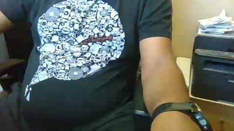 Snapshot of marriedandfrisky chatting on October 31, 1:34 pm Married Horny Guy online show from October 31, 1:34 pm