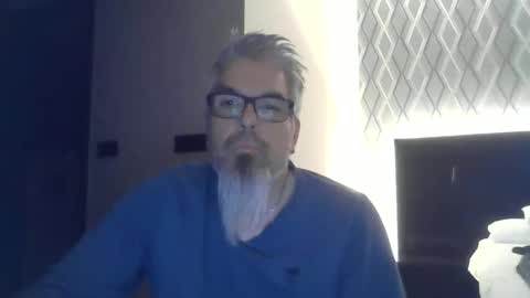 marriedcock1980 online show from May 21, 8:38 pm