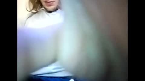 Snapshot of marriedcouple929 chatting on November 5, 8:25 am marriedcouple929 online show from November 5, 8:25 am