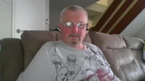 Snapshot of marrrrc chatting on March 5, 9:49 am marrrrc online show from March 5, 9:49 am