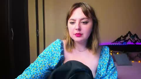 Snapshot of marry_evans_ chatting on May 6, 1:36 am marry_evans_ online show from May 6, 1:36 am