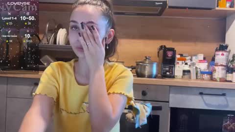 Merry online show from March 10, 1:10 am