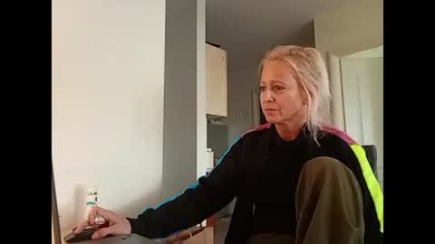 MaryGoRound online show from July 20, 11:56 am