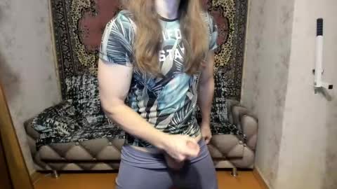 Snapshot of marryplz chatting on February 10, 3:53 pm Alan online show from February 10, 3:53 pm