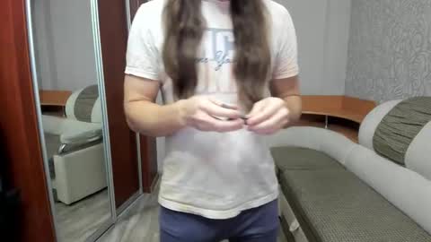 Snapshot of marryplz chatting on October 21, 8:42 pm Alan online show from October 21, 8:42 pm