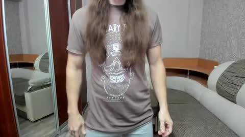 Snapshot of marryplz chatting on October 31, 1:39 am Alan online show from October 31, 1:39 am