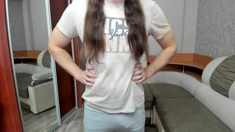 Snapshot of marryplz chatting on November 7, 6:13 am Alan online show from November 7, 6:13 am