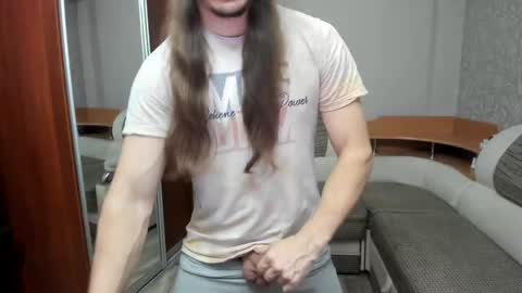 Snapshot of marryplz chatting on November 21, 6:06 pm Alan online show from November 21, 6:06 pm