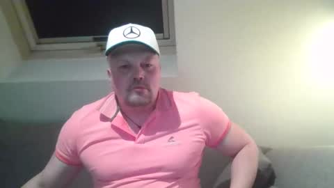 mars0481 online show from February 3, 11:43 pm