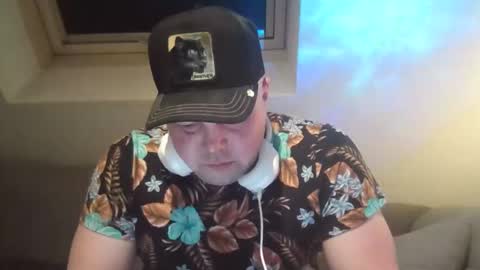 mars0481 online show from February 26, 10:53 pm