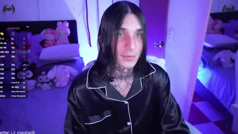 Snapshot of marshall_cazher chatting on May 11, 7:25 am marshall online show from May 11, 7:25 am