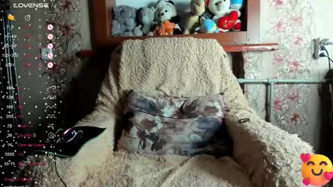 Snapshot of marshmallow_xxx chatting on January 16, 8:46 pm Elsa Lovense Lush is active Open Pvt Welcome to the world of pleasure online show from January 16, 8:46 pm