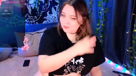 marshmallowbeauty_ online show from October 17, 9:28 pm