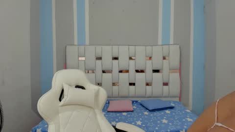 Snapshot of marsmith1 chatting on November 4, 4:44 am Mar Smith online show from November 4, 4:44 am