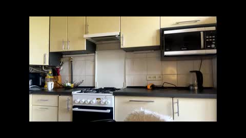 Snapshot of martaluna_ chatting on May 6, 8:19 am Marta online show from May 6, 8:19 am