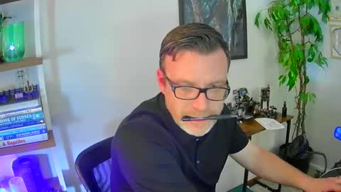 martcb1313 online show from April 28, 5:40 pm