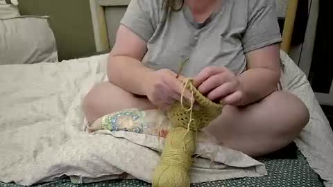 Snapshot of marthabriest chatting on December 5, 4:32 am Martha online show from December 5, 4:32 am