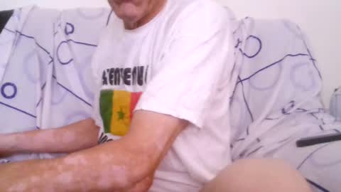 Snapshot of martilas1997 chatting on August 8, 3:03 pm joshep online show from August 8, 3:03 pm