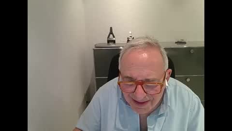 Snapshot of martin_1947 chatting on October 5, 6:50 pm martin_1947 online show from October 5, 6:50 pm