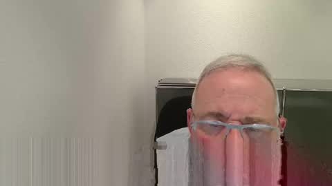 martin_1947 online show from March 21, 9:29 pm