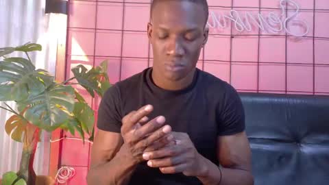 Snapshot of martin_killer chatting on May 15, 1:23 am Martin online show from May 15, 1:23 am