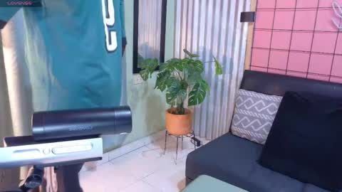 Snapshot of martin_killer chatting on May 26, 1:12 am Martin online show from May 26, 1:12 am