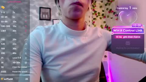 Snapshot of martina5_ chatting on December 4, 1:03 am Martina online show from December 4, 1:03 am